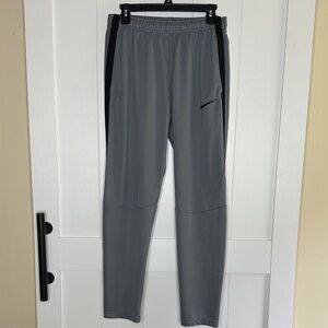 Nike Men's Gray and Black Dry-fit Joggers Size Large